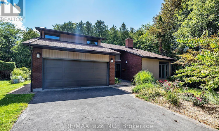 1005 Bluefinch Court