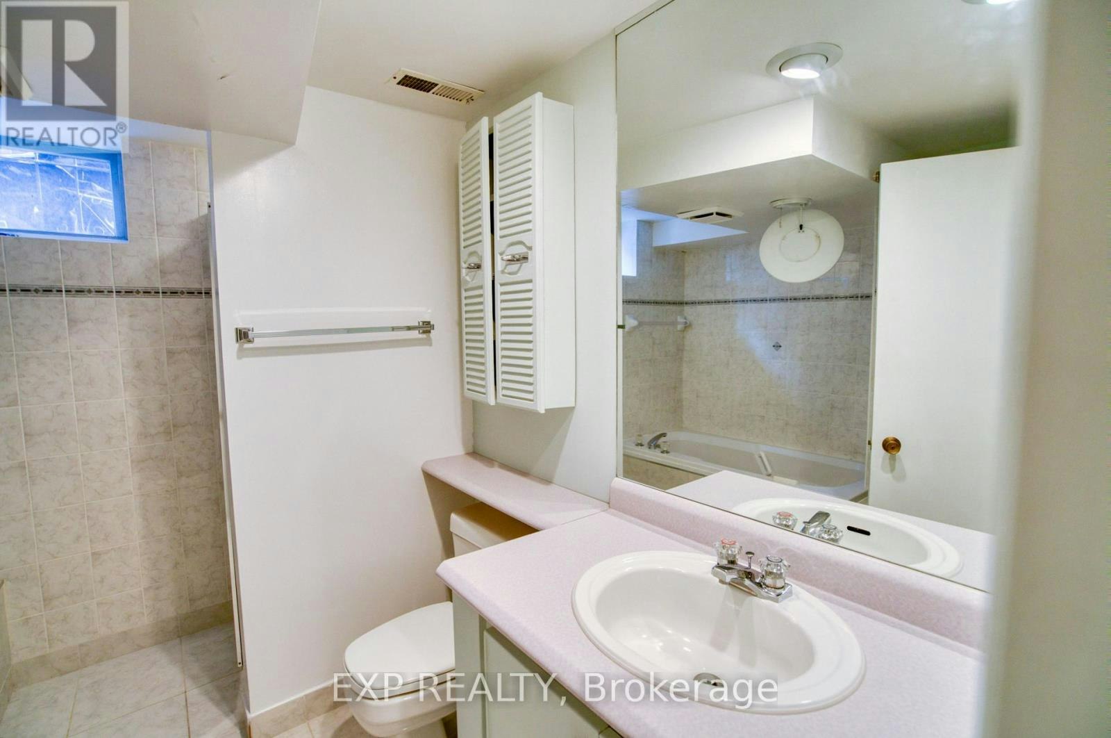 B-304 Stewart Street, Ottawa, ON, K1N 6K6 - 17
