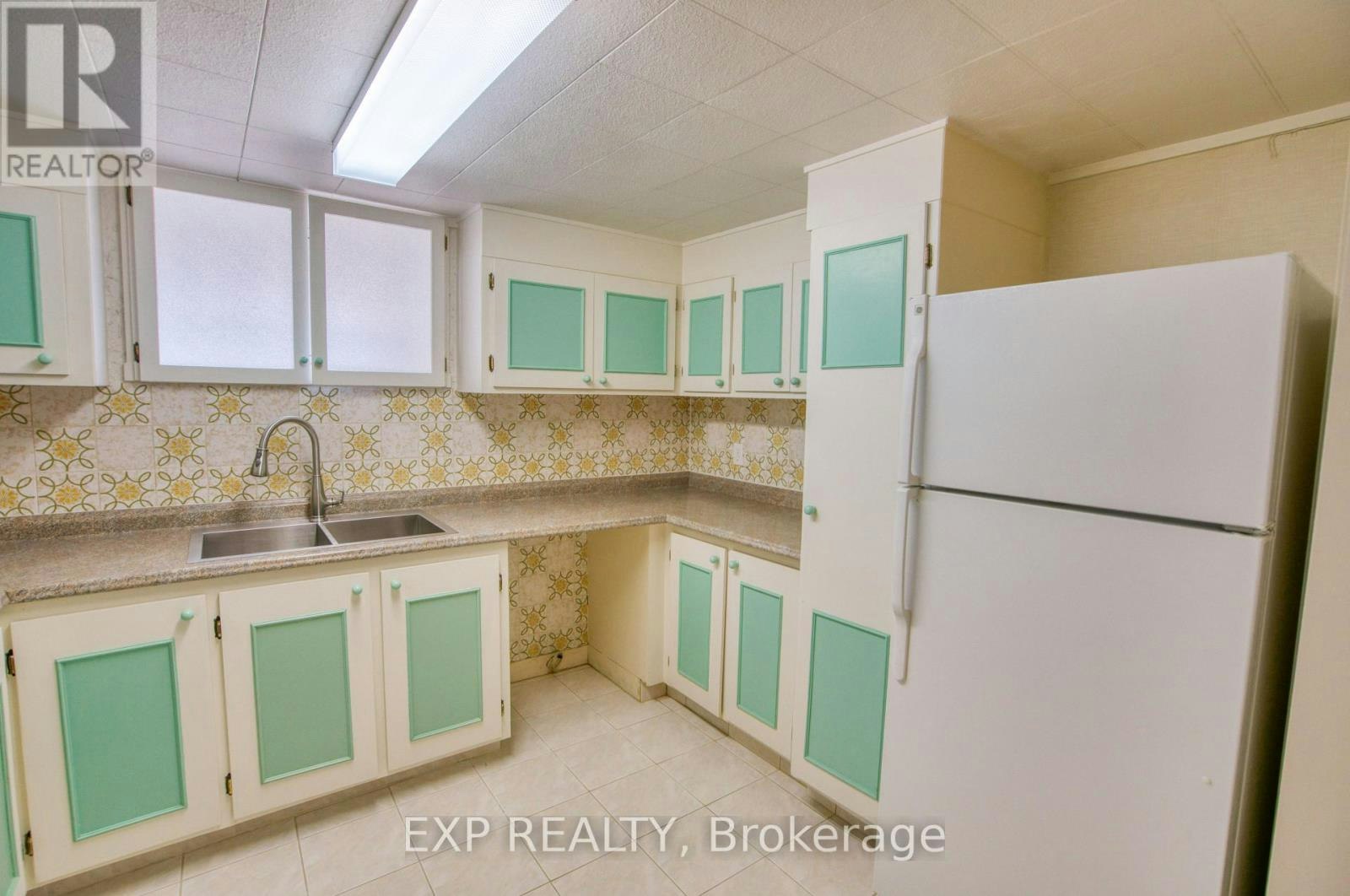 B-304 Stewart Street, Ottawa, ON, K1N 6K6 - 12