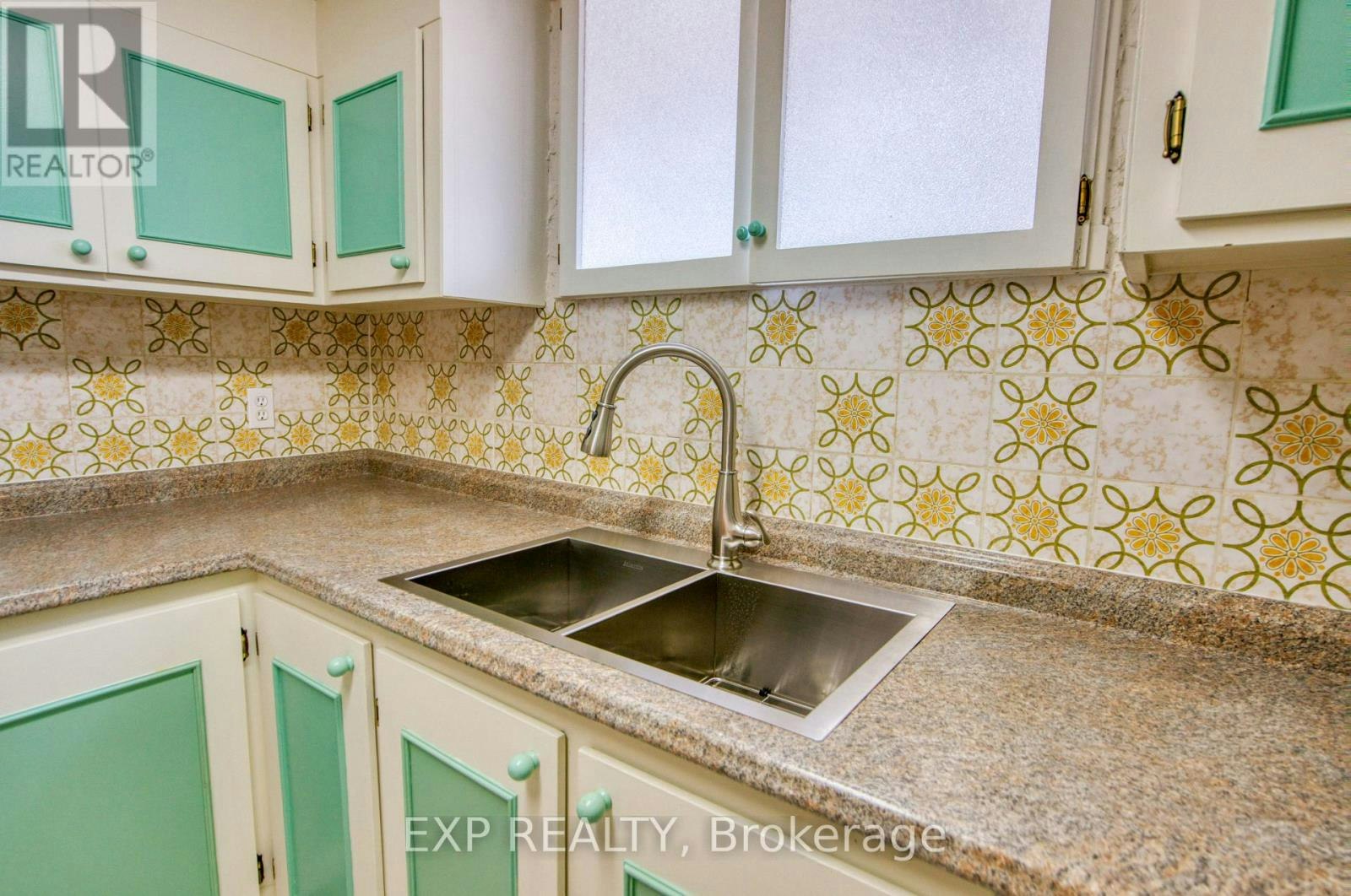 B-304 Stewart Street, Ottawa, ON, K1N 6K6 - 14