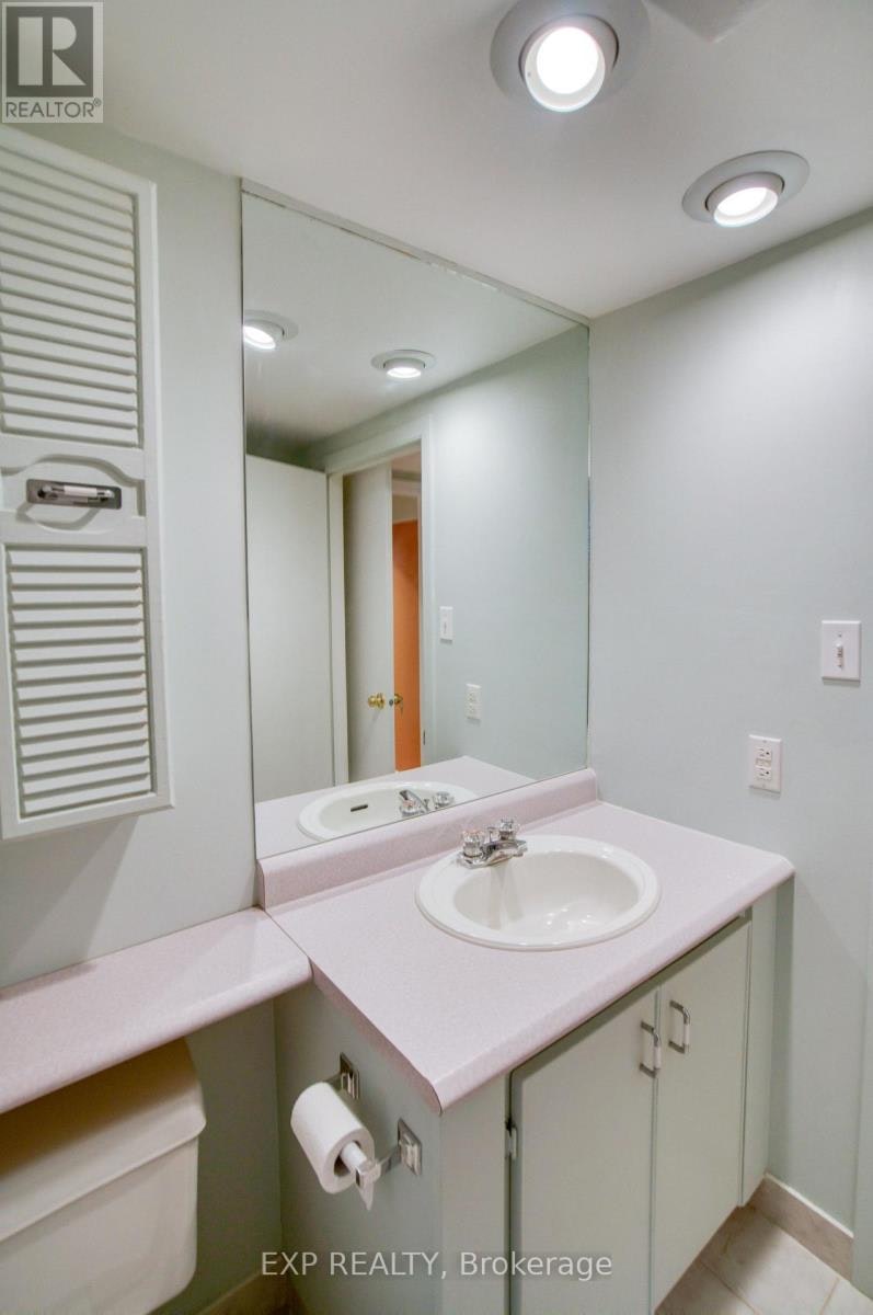 B-304 Stewart Street, Ottawa, ON, K1N 6K6 - 18