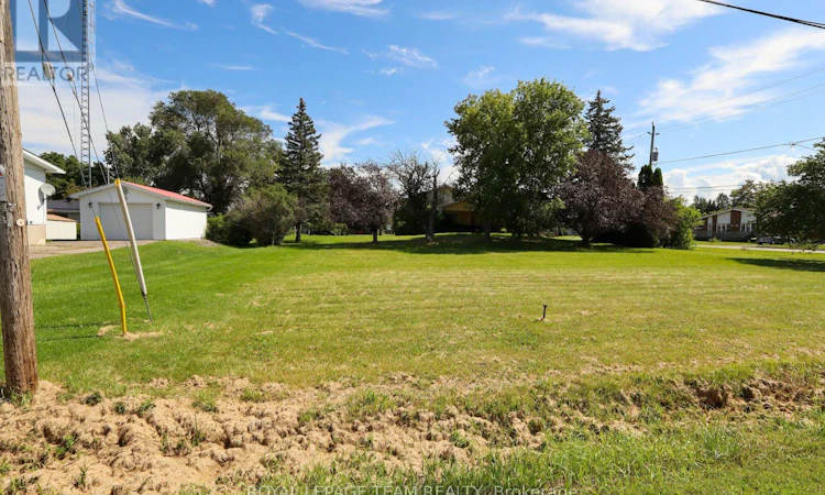 LOT-2 Faubert Street
