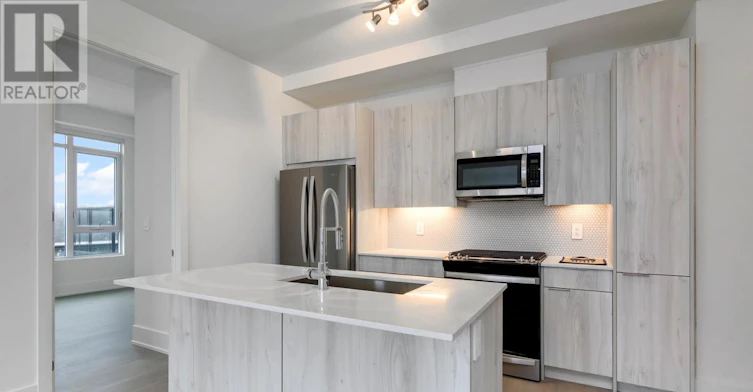 601-495 Logan Avenue, Toronto, ON, M4K 0A5 - 4
