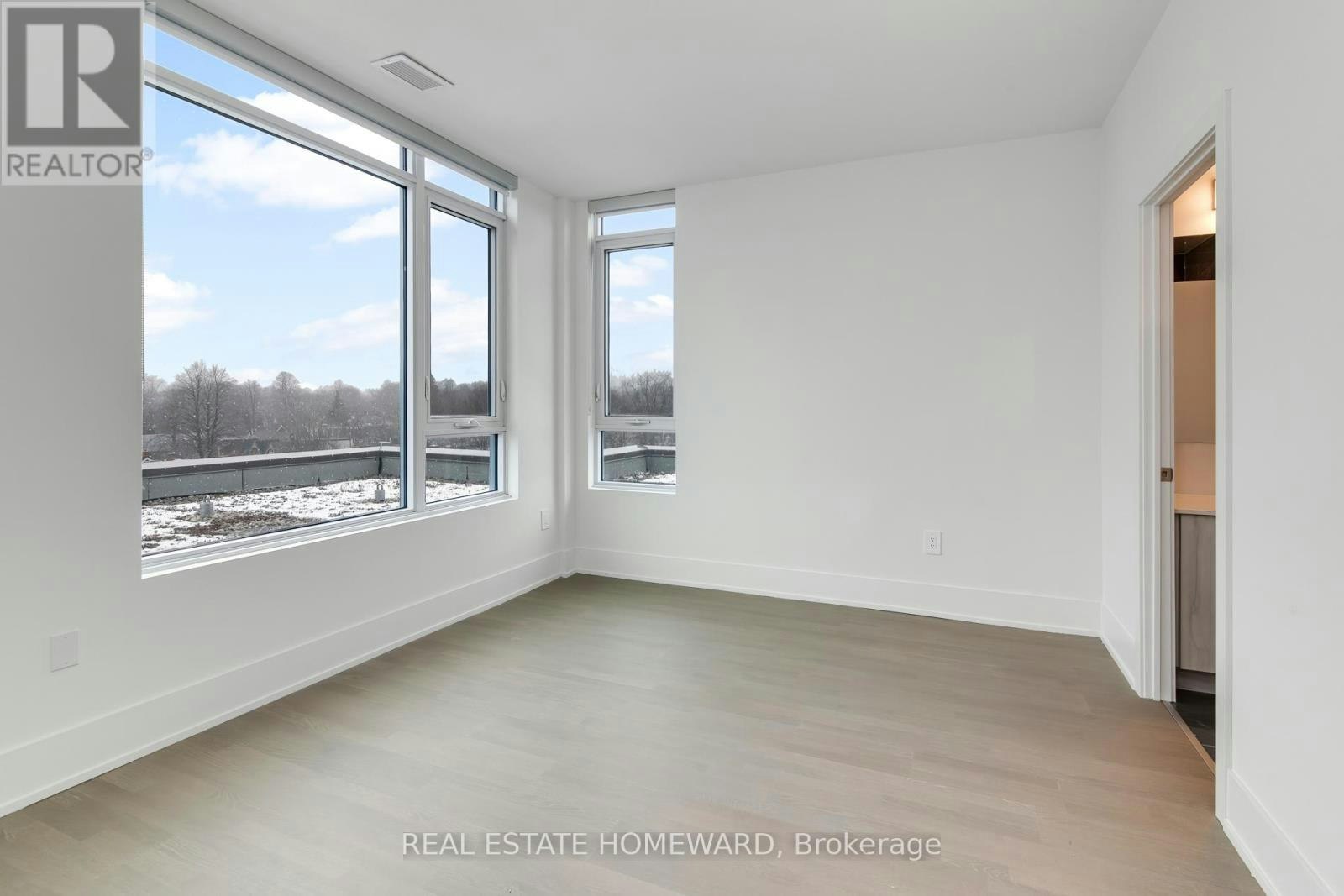 601-495 Logan Avenue, Toronto, ON, M4K 0A5 - 11