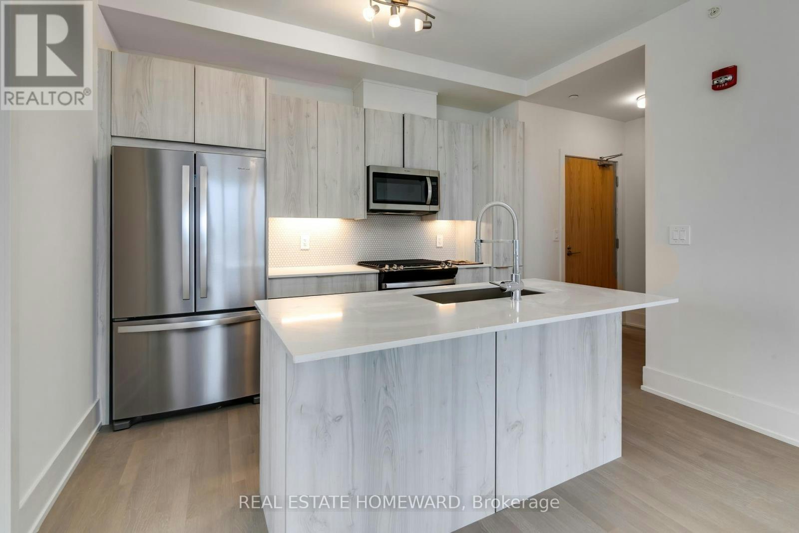 601-495 Logan Avenue, Toronto, ON, M4K 0A5 - 5