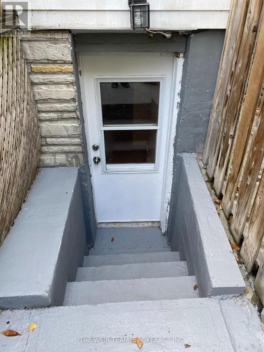 LOWER-61 Rushbrooke Avenue, Toronto, ON, M4M 3A8 - 2