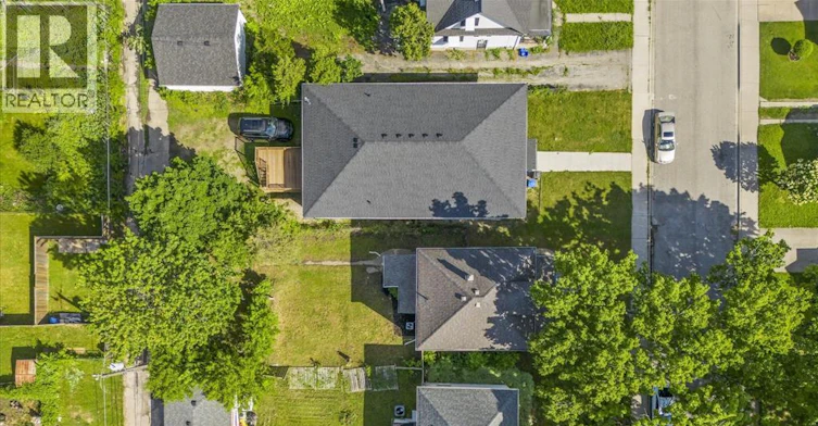 371 Curry, Windsor, ON, N9E 2B6 - 37