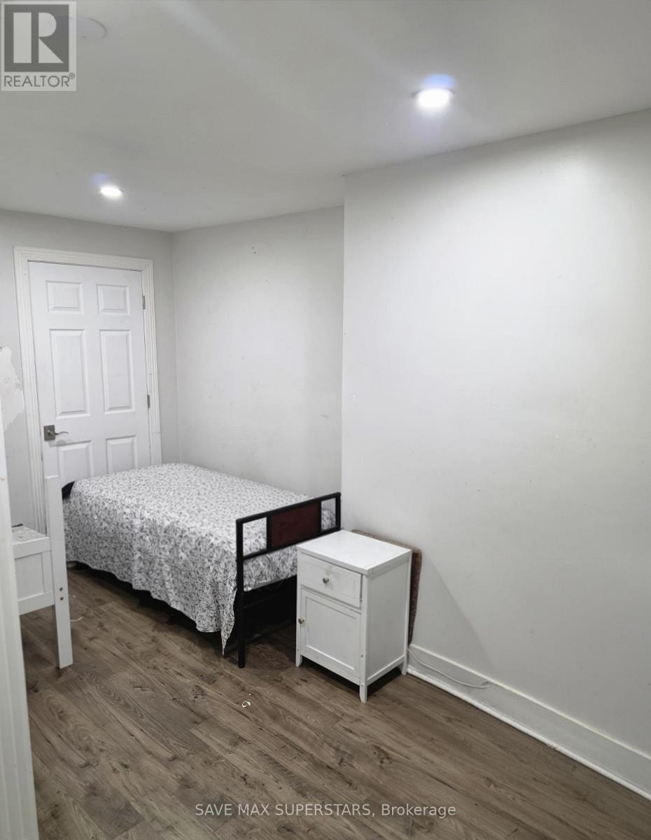 LOWER-133 The Queensway Way, Barrie, ON, L4M 0B4 - 12