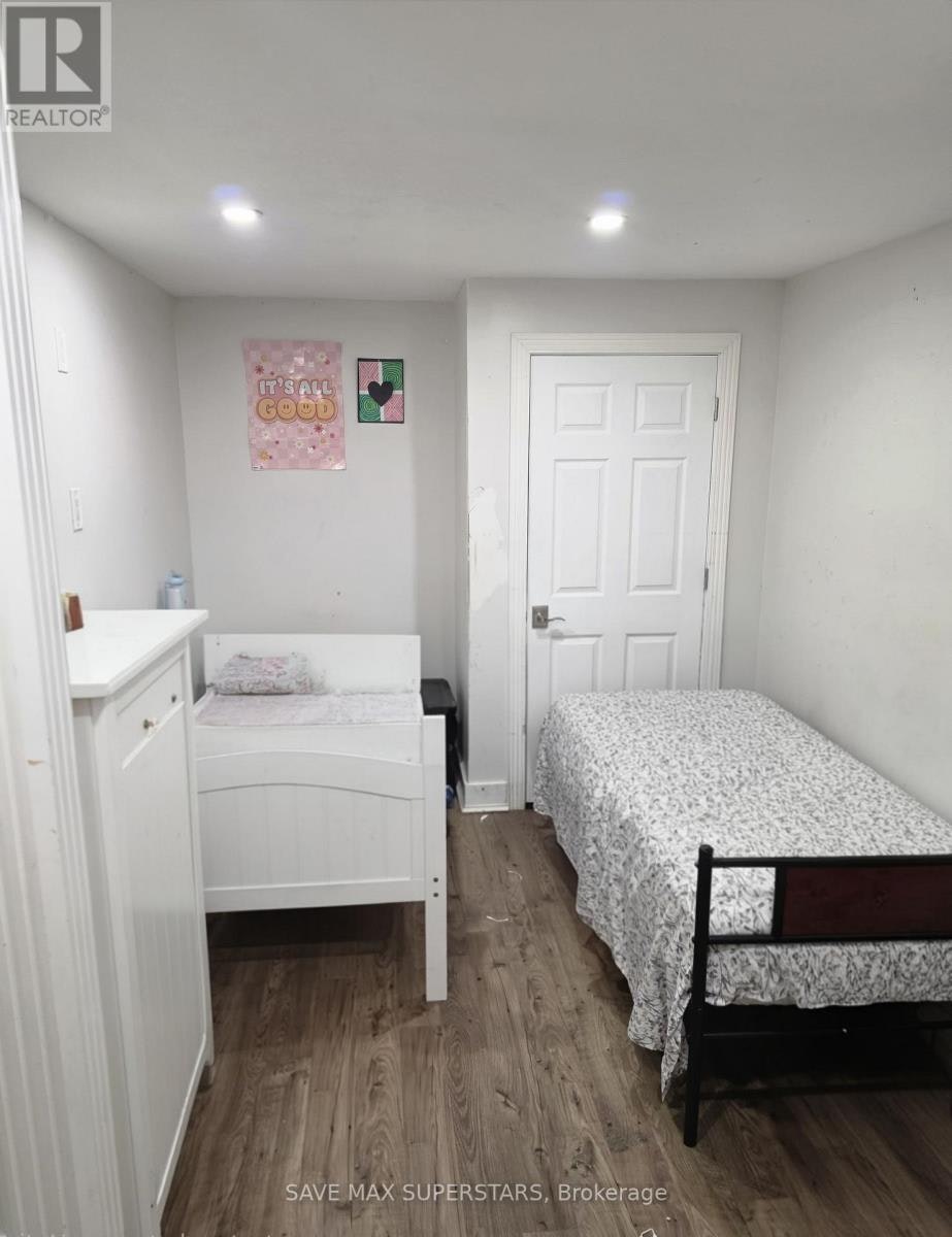 LOWER-133 The Queensway Way, Barrie, ON, L4M 0B4 - 13