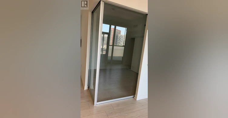 401-270 Dufferin Street, Toronto, ON, M6K 0H8 - 7