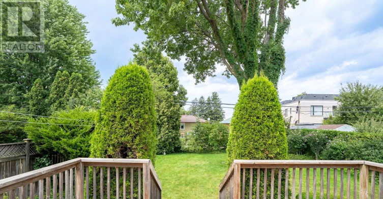 MAIN-14 Claymore Drive, Toronto, ON, M8Z 2R9 - 13