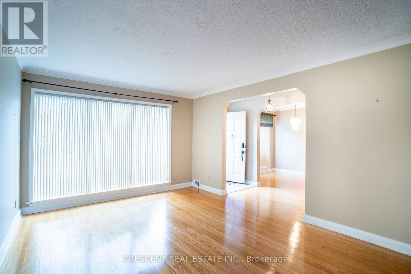MAIN-14 Claymore Drive, Toronto, ON, M8Z 2R9 - 2