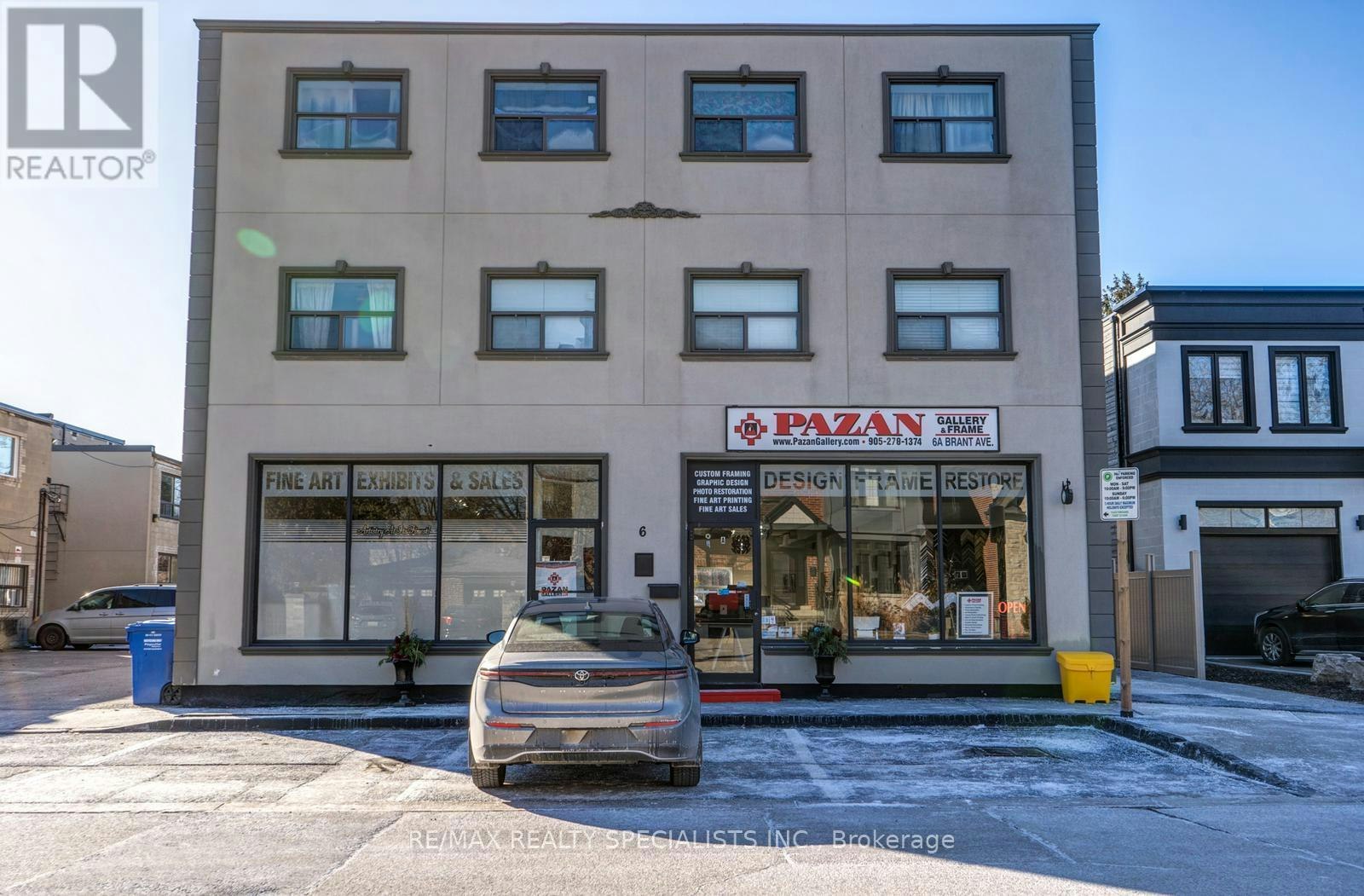 6 Brant Avenue, Mississauga, ON, L5G 3N8