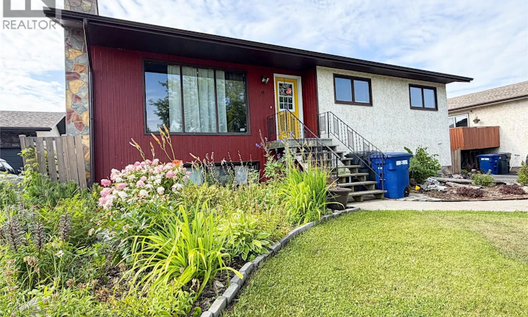 48 Dunfield Crescent