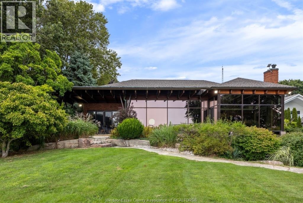 881 County 50 Road East, Essex, ON, N0R 1G0