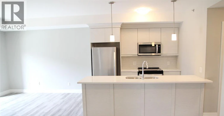 202-728 Brownstone Drive, Lakeshore, ON, N9K 0C4 - 2