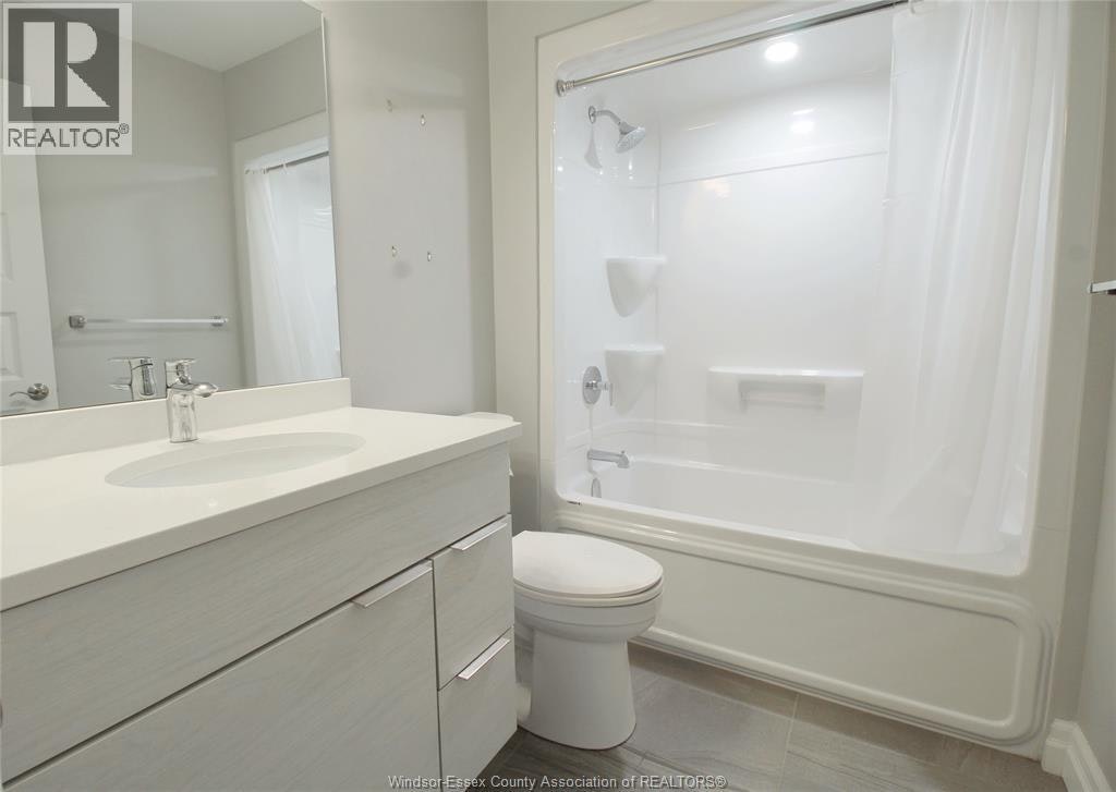 202-728 Brownstone Drive, Lakeshore, ON, N9K 0C4 - 13