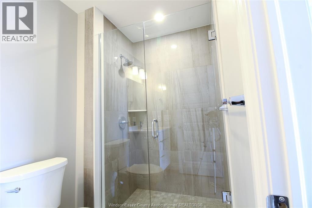 202-728 Brownstone Drive, Lakeshore, ON, N9K 0C4 - 11
