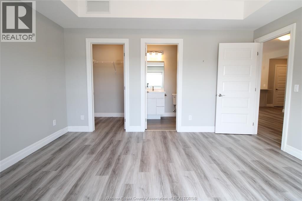 202-728 Brownstone Drive, Lakeshore, ON, N9K 0C4 - 9