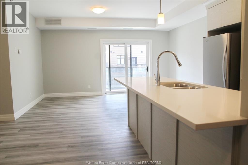 202-728 Brownstone Drive, Lakeshore, ON, N9K 0C4 - 4