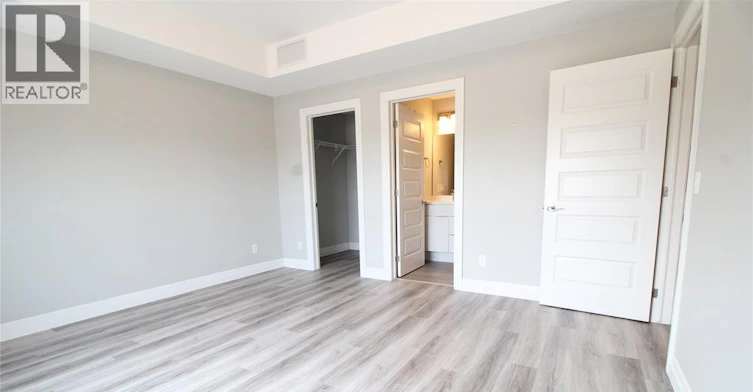 202-728 Brownstone Drive, Lakeshore, ON, N9K 0C4 - 10