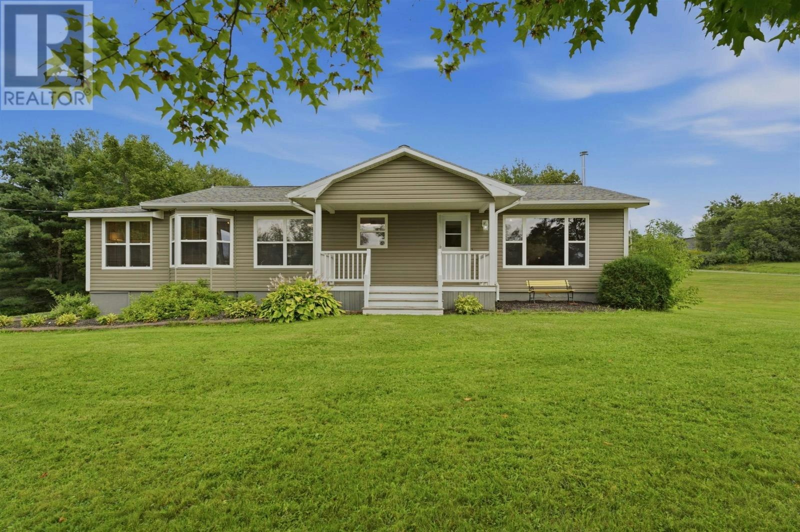 117 Dill Road, Currys Corner, NS, B0N 2T0