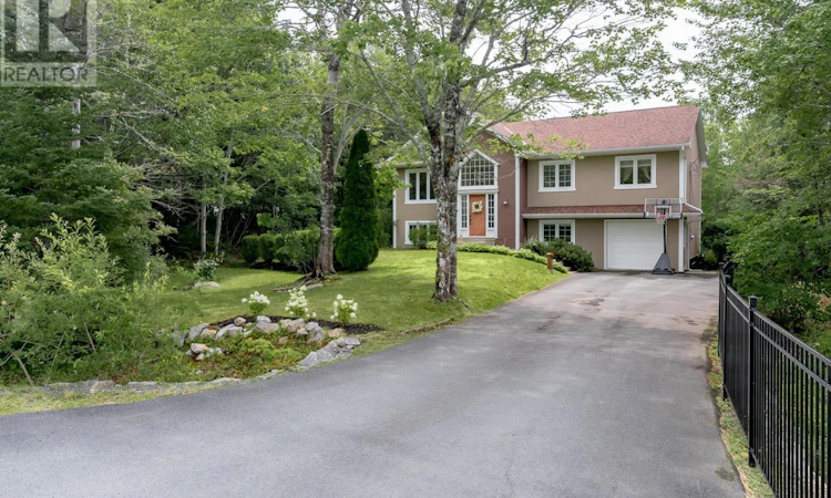 319 Buckingham Drive