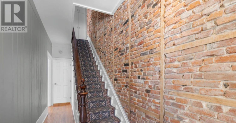 92 Cedar Street, Belleville, ON, K8P 3M4 - 5