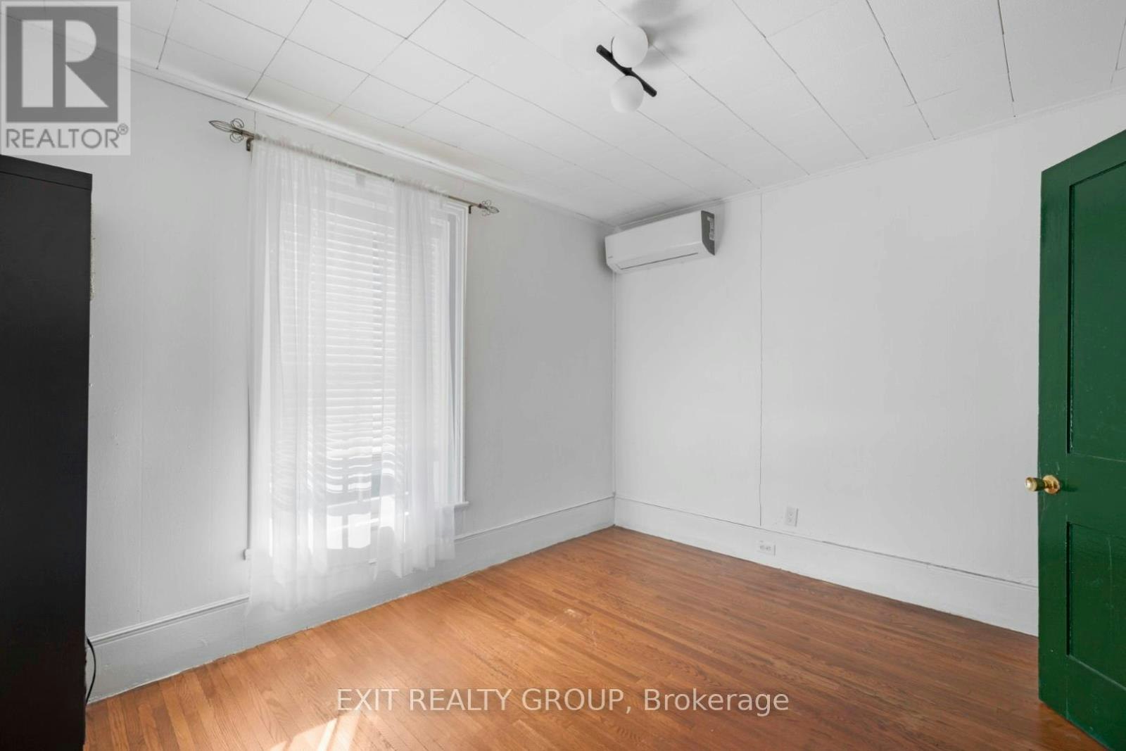 92 Cedar Street, Belleville, ON, K8P 3M4 - 24