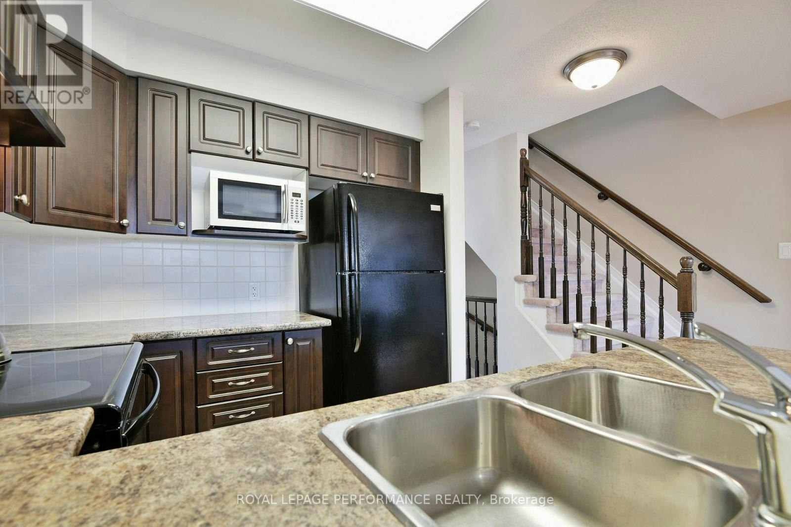 1-125 Keltie Private, Ottawa, ON, K2J 0A1 - 11