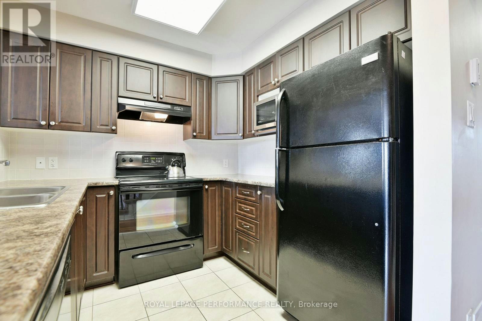 1-125 Keltie Private, Ottawa, ON, K2J 0A1 - 12