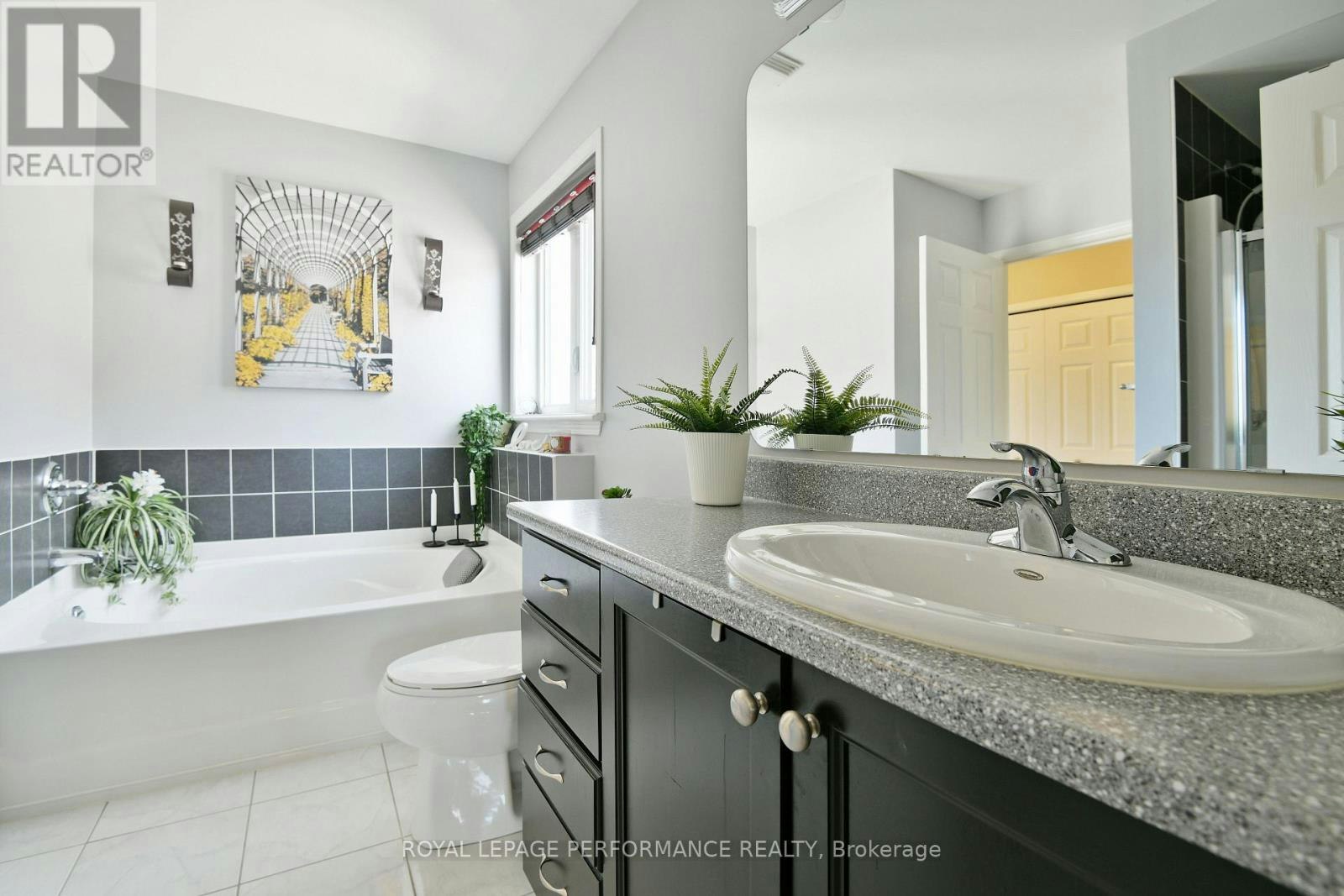 1-125 Keltie Private, Ottawa, ON, K2J 0A1 - 26