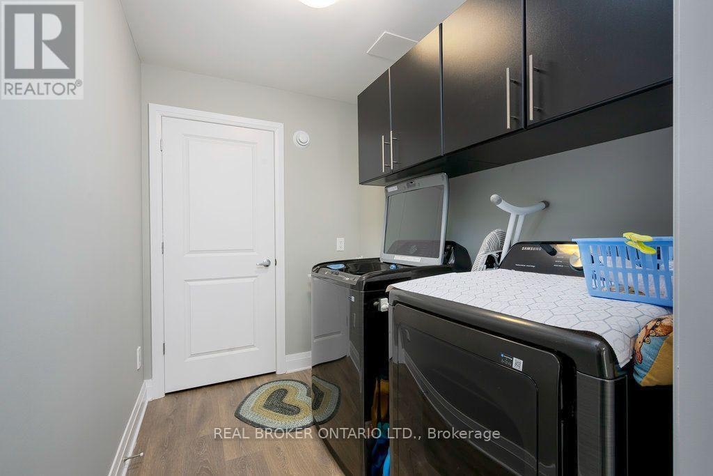919 Dignity Place, Ottawa, ON, K4A 5R5 - 5