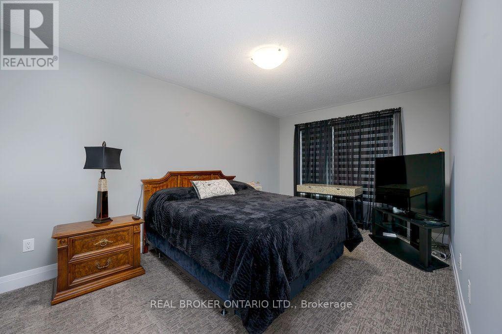 919 Dignity Place, Ottawa, ON, K4A 5R5 - 11