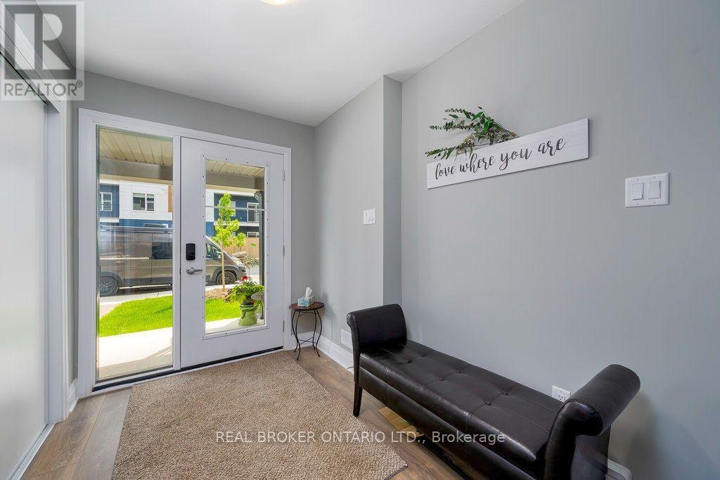 919 Dignity Place, Ottawa, ON, K4A 5R5 - 3