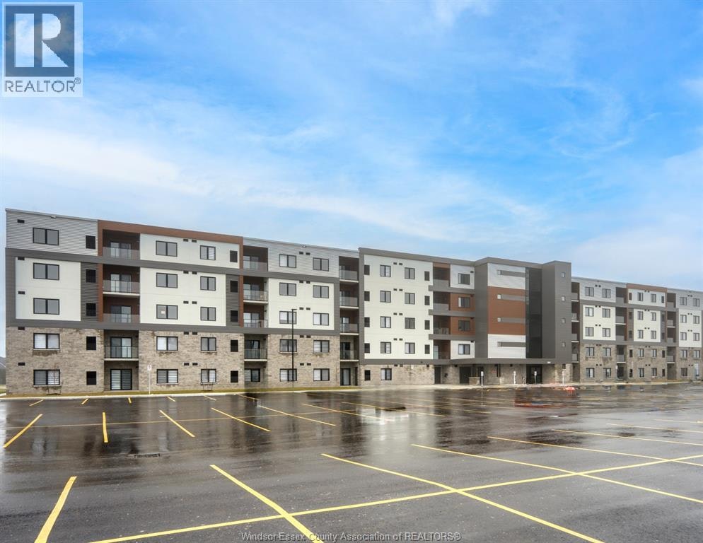 510-2550 Sandwich Pkwy W, Lasalle, ON, N9H 0N4