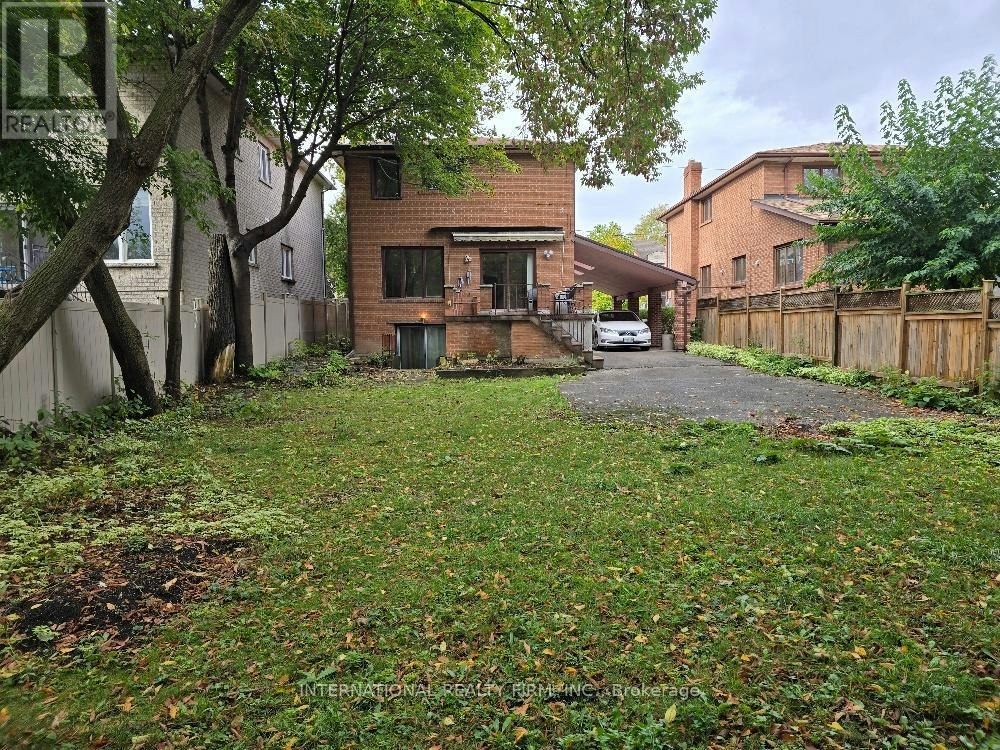 607 Coldstream Avenue, Toronto, ON, M6B 2L1 - 2