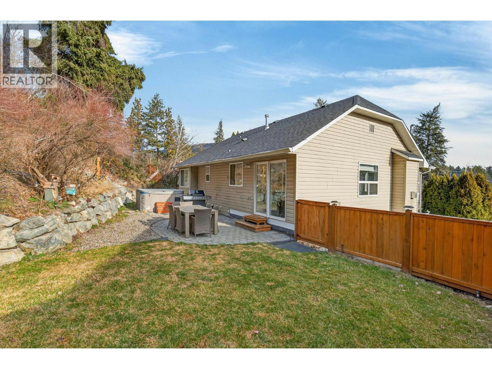 3220 Mciver Road - 4