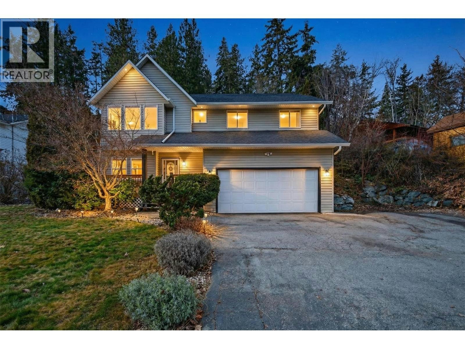 3220 Mciver Road, West Kelowna, BC, V4T 1G1