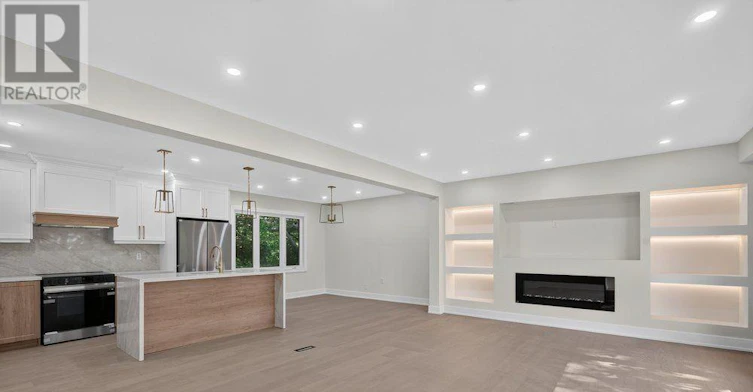 11 Faircroft Boulevard, Toronto, ON, M1N 2W9 - 4