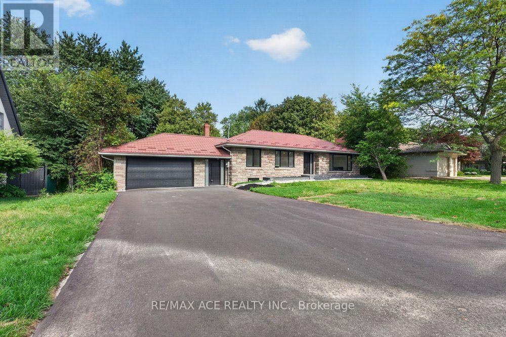 11 Faircroft Boulevard, Toronto, ON, M1N 2W9 - 2