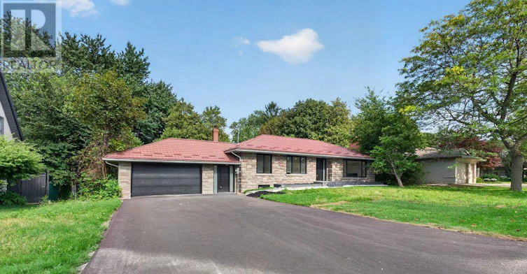 11 Faircroft Boulevard, Toronto, ON, M1N 2W9 - 2
