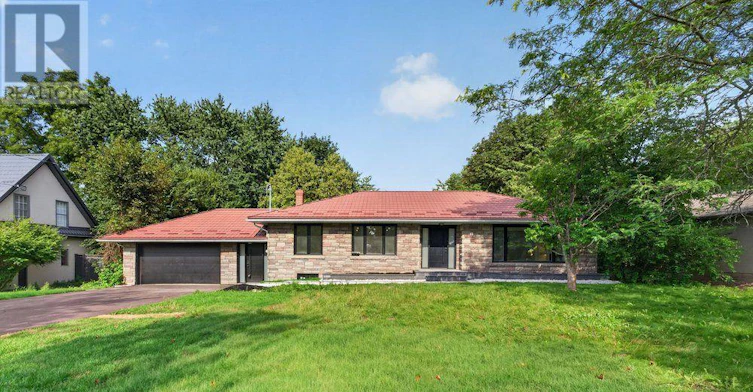 11 Faircroft Boulevard, Toronto, ON, M1N 2W9
