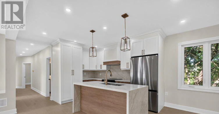 11 Faircroft Boulevard, Toronto, ON, M1N 2W9 - 14