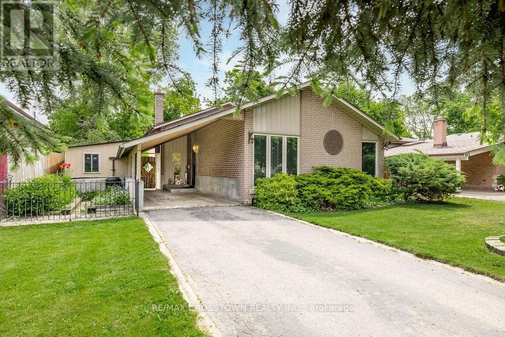 865 Krosno Boulevard, Pickering, ON, L1W 1H2