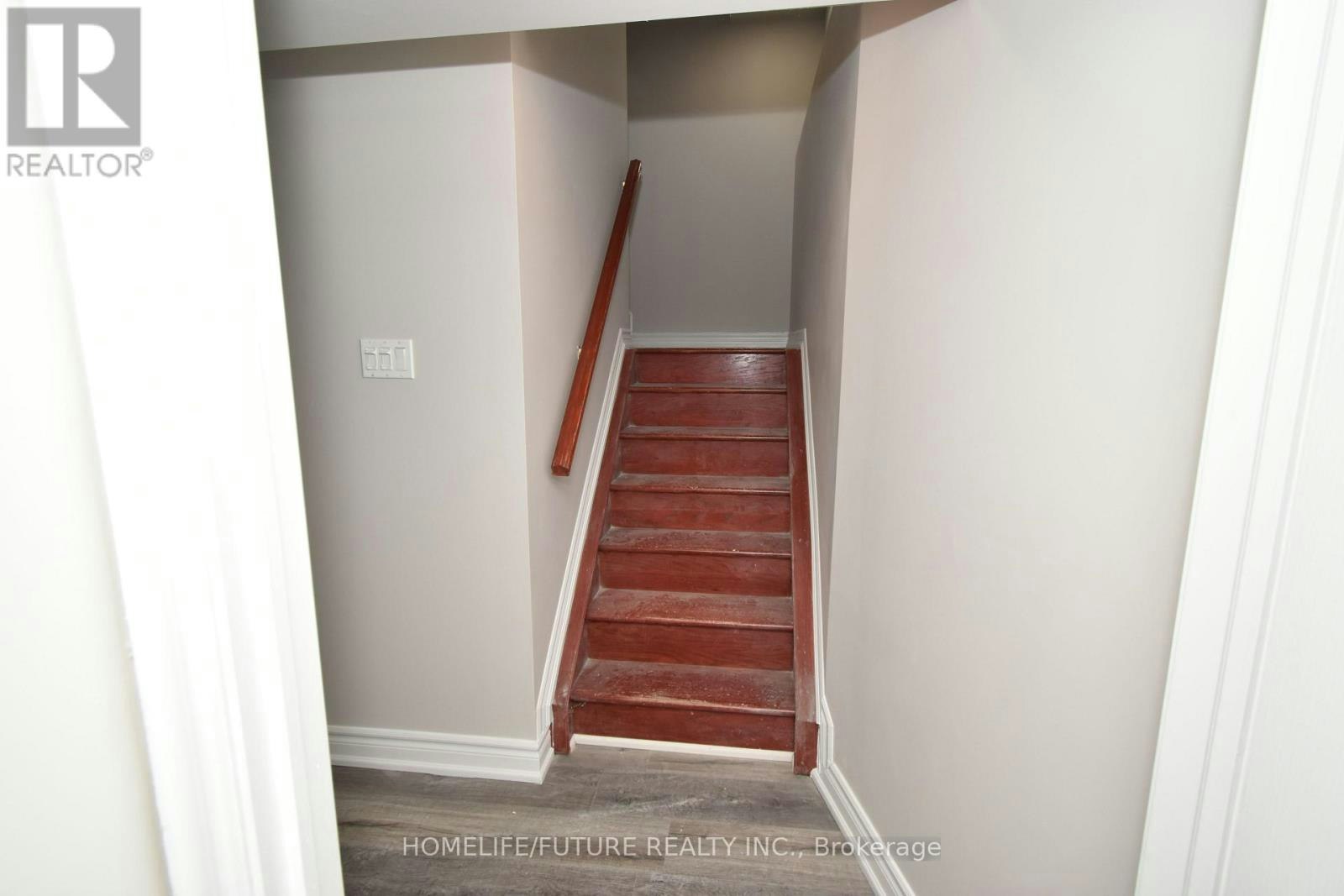 626 Highglen Avenue, Markham, ON, L3S 4P6 - 4