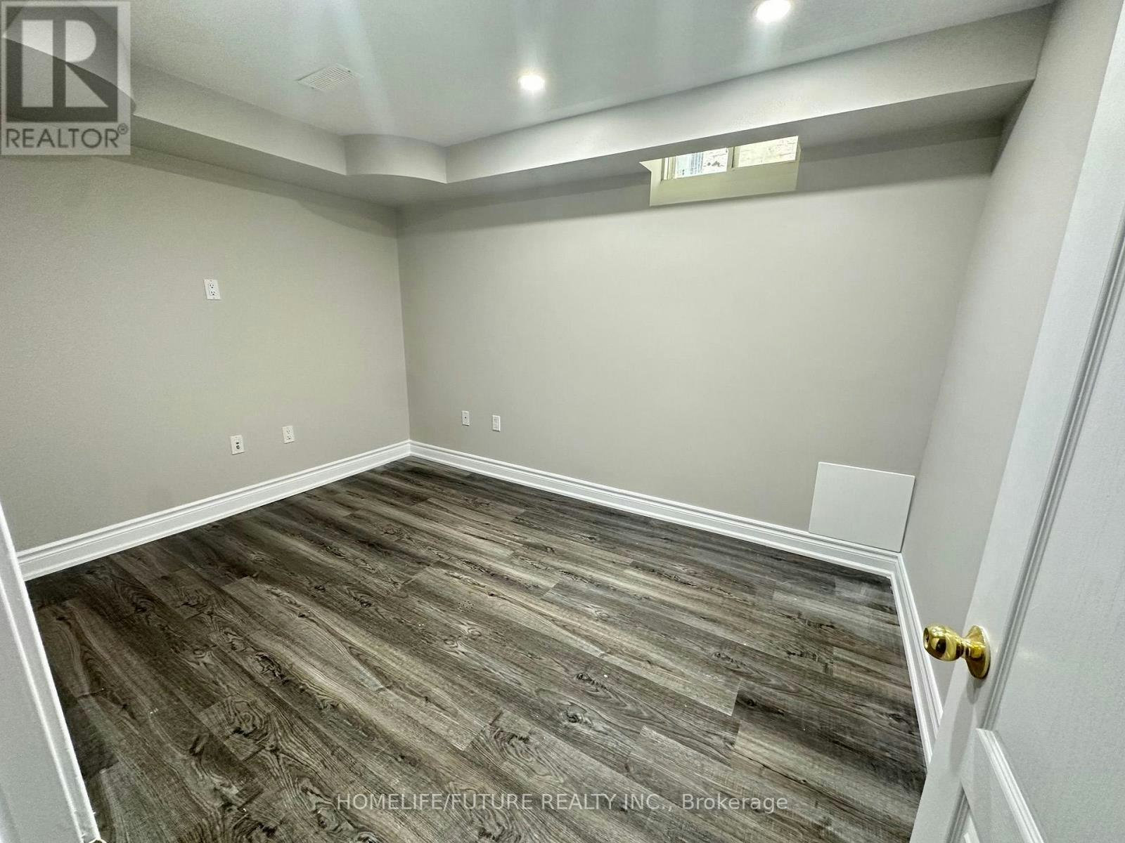 626 Highglen Avenue, Markham, ON, L3S 4P6 - 16
