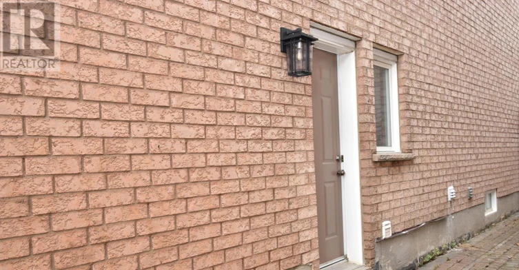 626 Highglen Avenue, Markham, ON, L3S 4P6 - 3