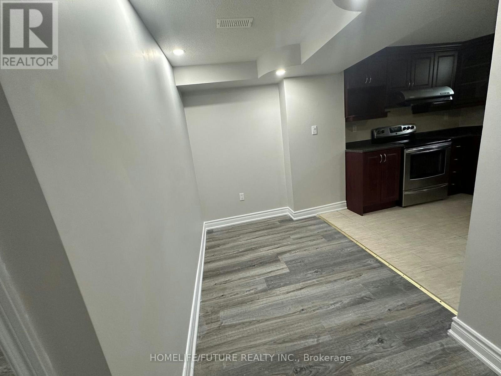 626 Highglen Avenue, Markham, ON, L3S 4P6 - 8
