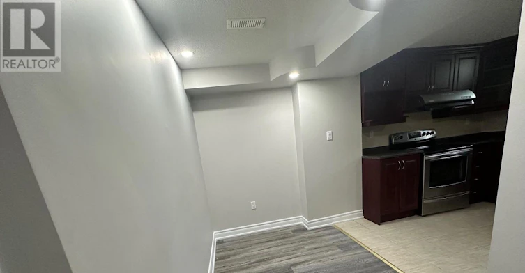 626 Highglen Avenue, Markham, ON, L3S 4P6 - 8